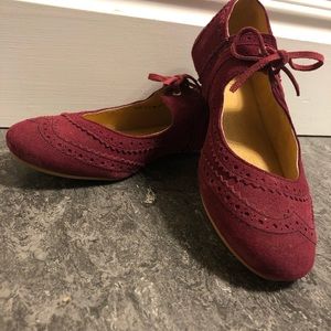 Livie and Luca Women’s suede flats. Size 6.5